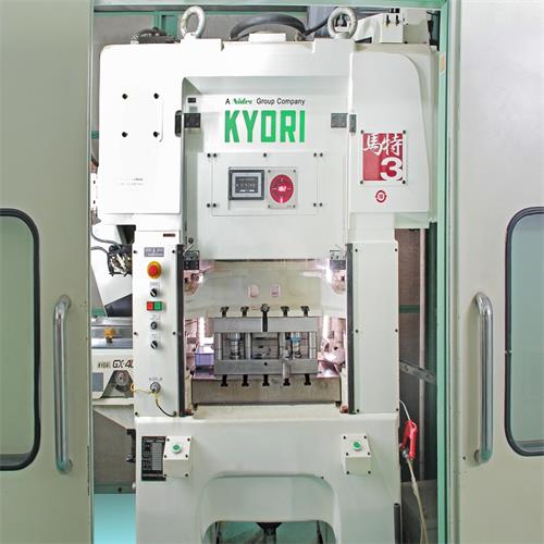 精密模具加工-日本精密沖壓設備