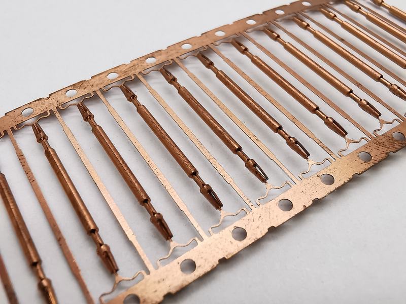 如何防止沖壓拉伸件側(cè)面劃傷？