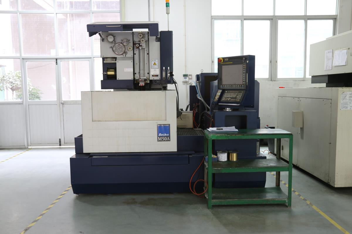 介紹拉伸件在制作模具的要求