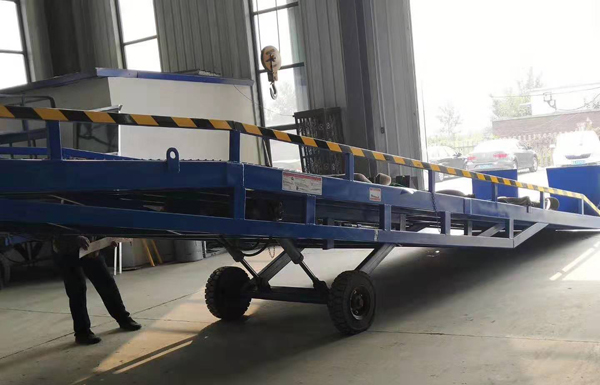 �Ƅ�(d��ng)��܇�� (4)